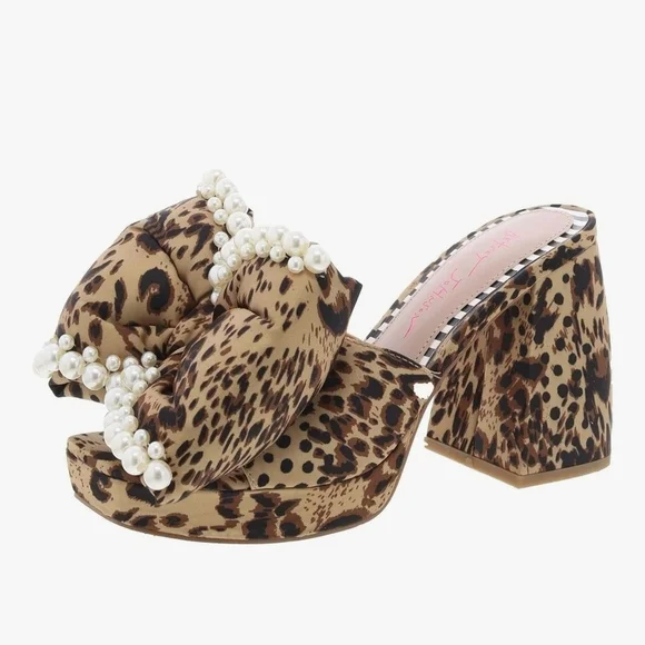 🤎🔹️Betsey Johnson🔹️ MACCIE  Leopard Print Platform Block Heels - Picture 3 of 8